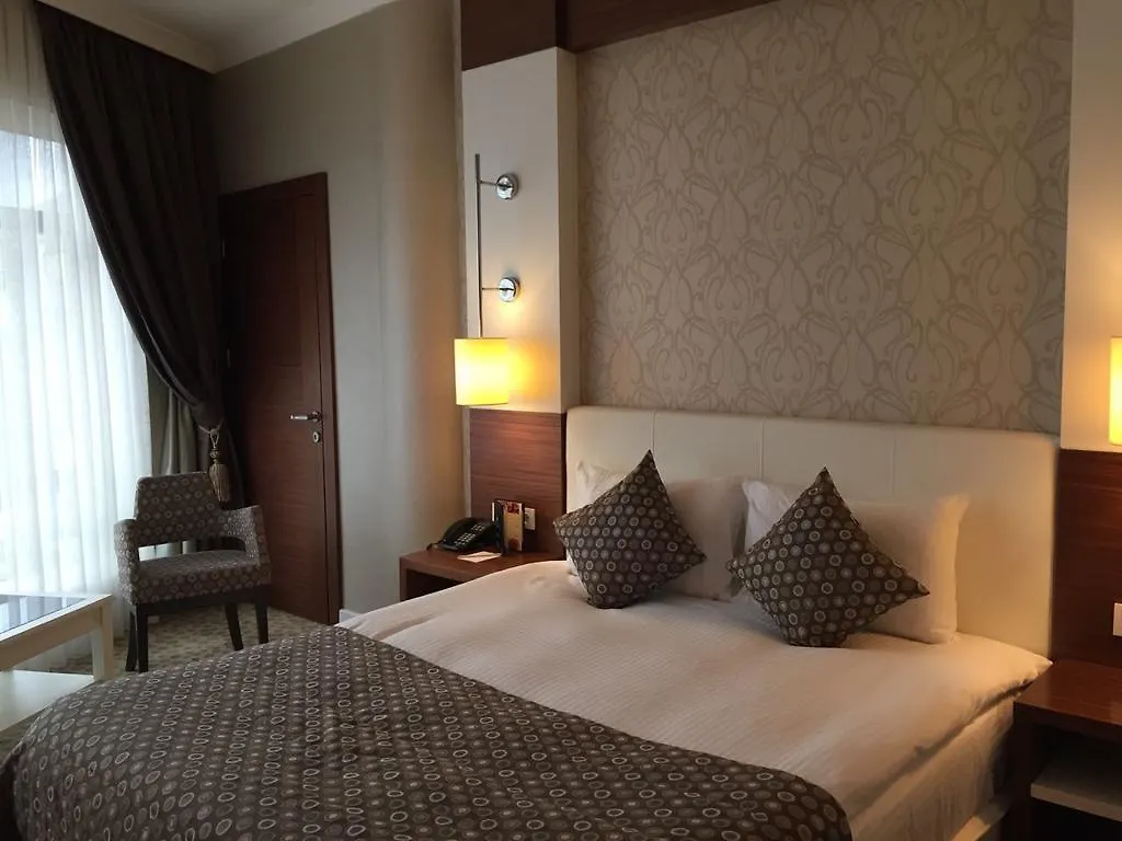 Vivaldi Park Hotel Ankara 4*,