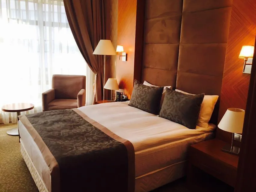 Vivaldi Park Hotel Ankara 4*,